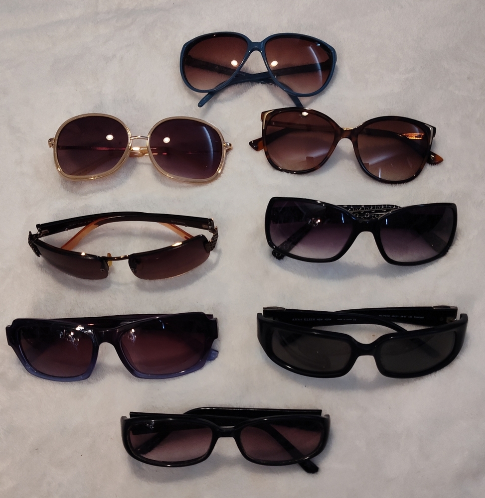Like-New Vintage Bundle Of Sunglasses (Variety Of Brands)